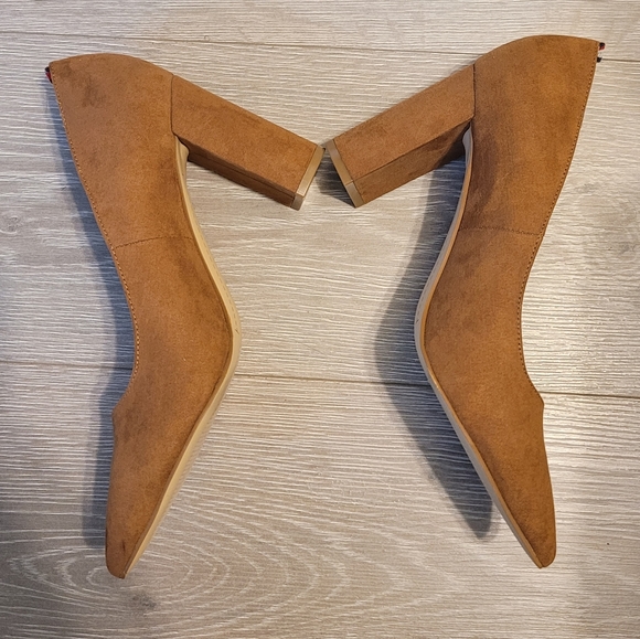 Tommy Hilfiger | Brown | Suede | Abilene High Heel Pumps | Size 8.5 M - Picture 4 of 11